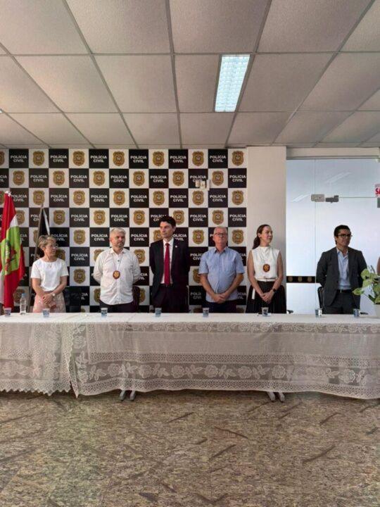 Viaturas descaracterizadas entregues em Blumenau pela Polícia Civil