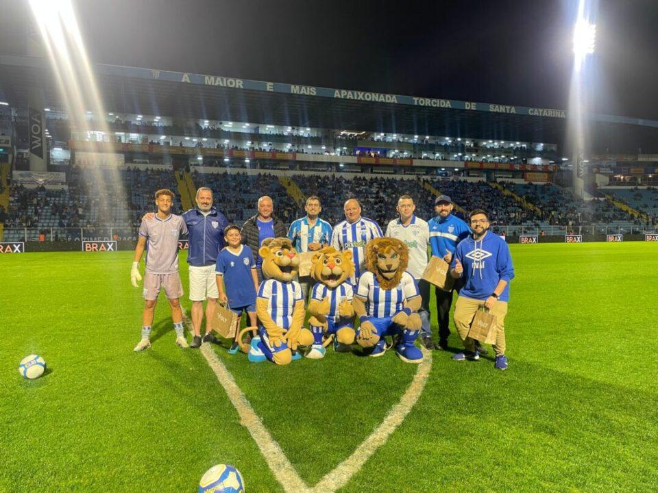 Imagem da ação exclusiva É PÊNALTI no jogo Avaí x Cianorte-PR