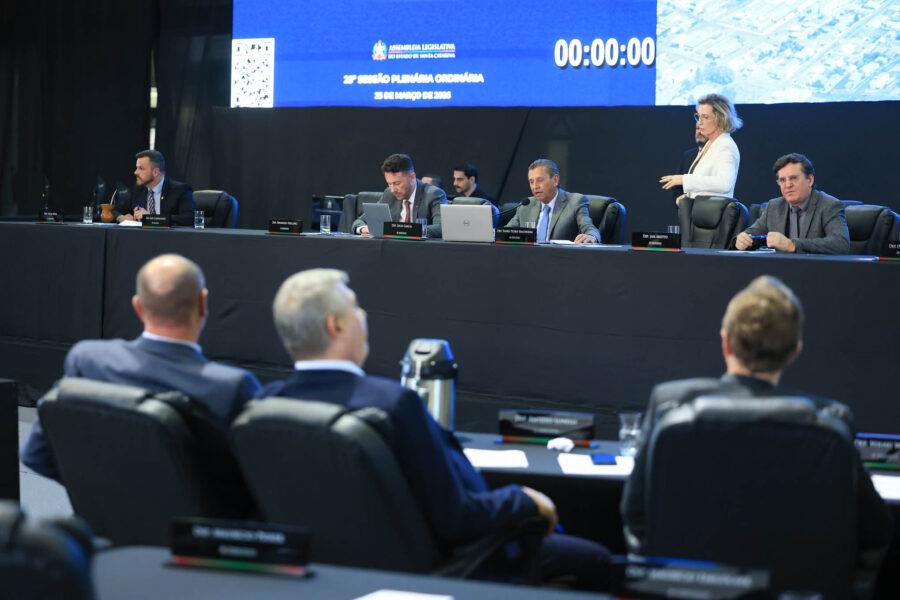 Alesc Itinerante em Curitibanos - Projetos de Lei