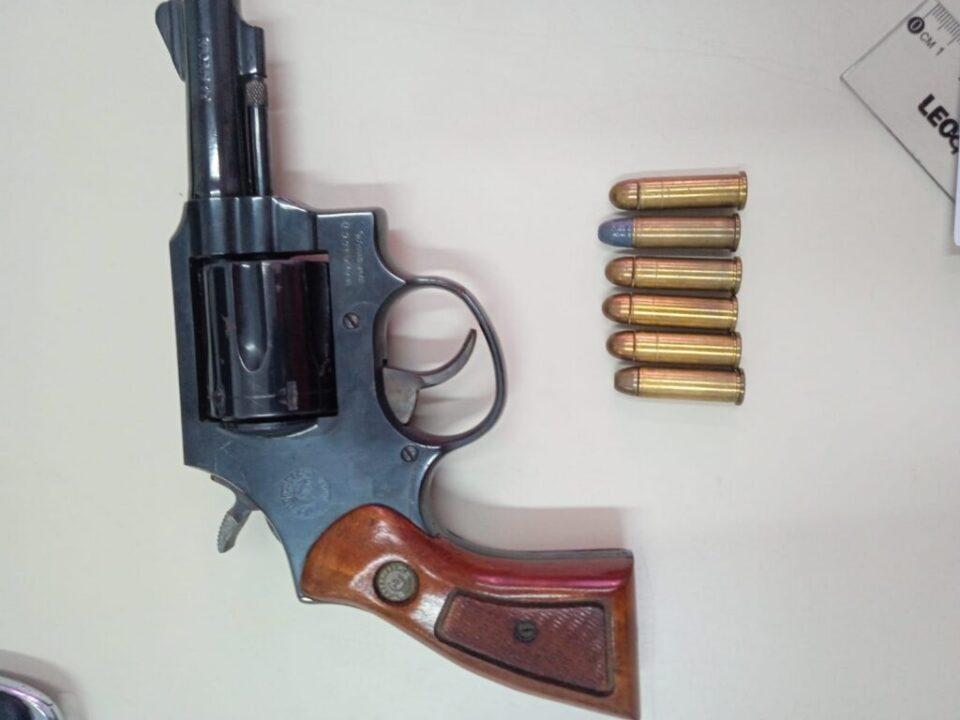 Arma de fogo apreendida pela Polícia Civil em Joinville