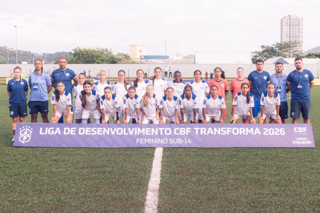 Equipe Sub-14 do Avaí Feminino na Liga de Desenvolvimento do Futebol Brasileiro