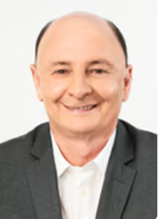 Ex-prefeito e ex-secretária condenados por sobrepreço na compra de livros em Xanxerê