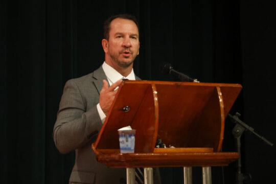 NTAC do Serviço Secreto dos EUA apresenta estratégias de proteção escolar