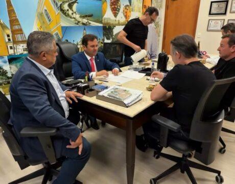 Reunião de líderes políticos