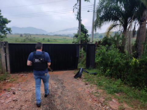 Prisão de suspeitos por tráfico de drogas em Santa Catarina