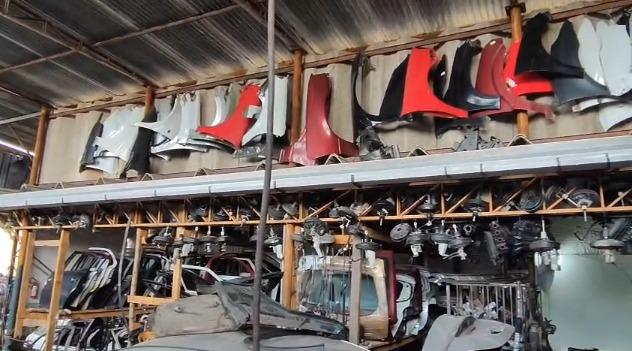 Prisão e Recuperação de Peças de Carros Furtados em São José