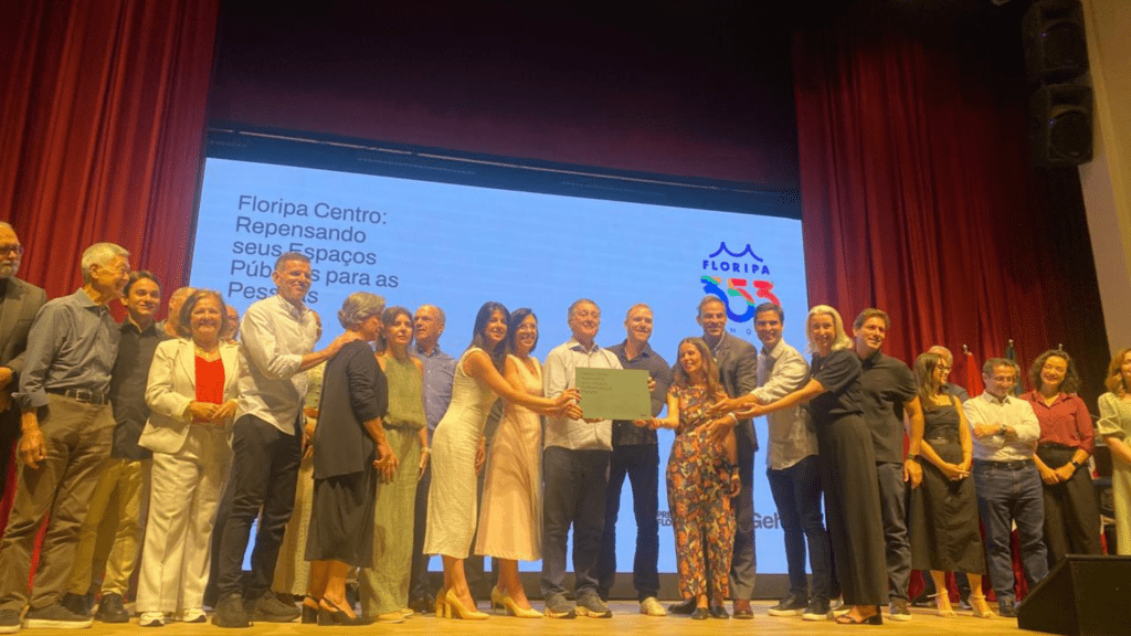 Projeto de revitalização urbana em Florianópolis