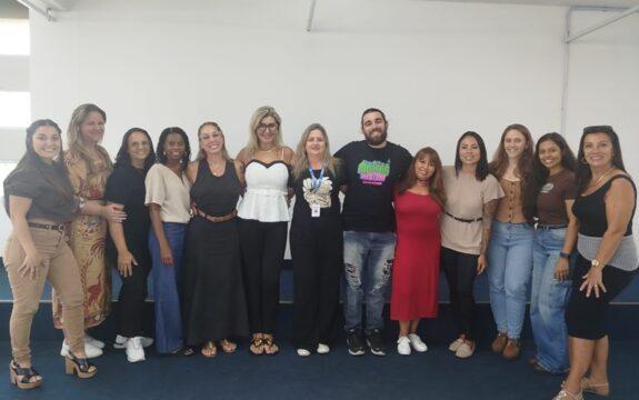 Representantes da rede de proteção de Palhoça em reunião intersetorial