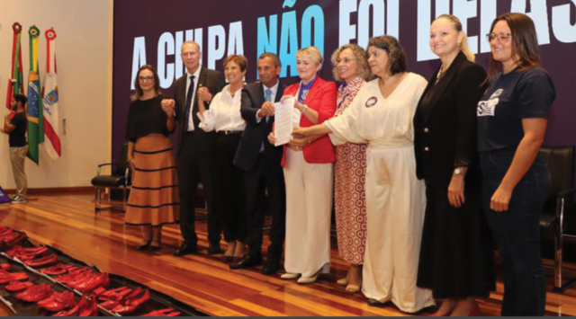 TCE/SC assina Acordo Interpoderes pelo Enfrentamento ao Feminicídio e à Violência contra as Mulheres em Santa Catarina