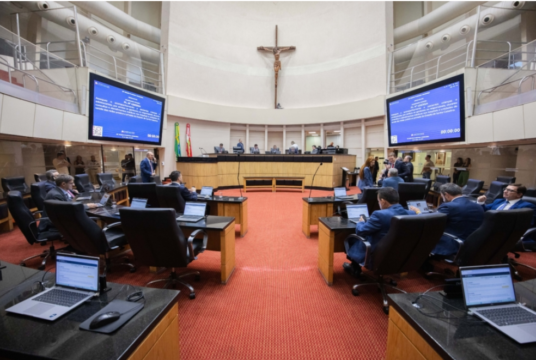 Alesc aprova projeto sobre presença de acompanhantes em atendimentos médicos