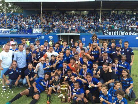 Clube Atlético Tubarão - 21 anos