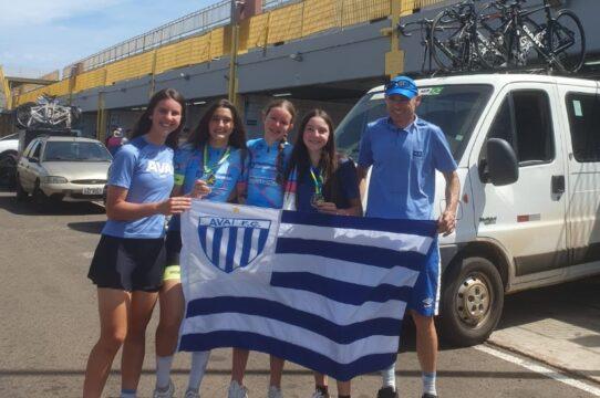 Equipe de Ciclismo Avaí FME Florianópolis no pódio