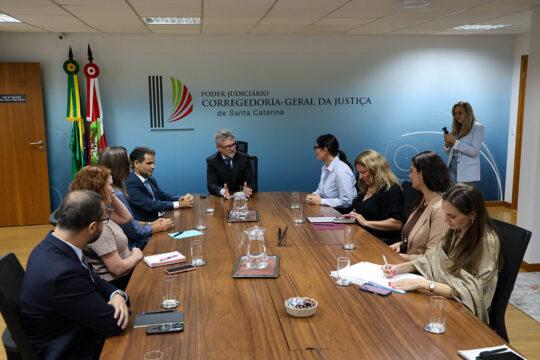 Comitiva do CNJ e TJSC em Visita a Santa Catarina