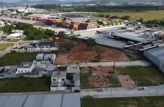 Imagem da construção da nova escola no bairro São Vicente em Itajaí