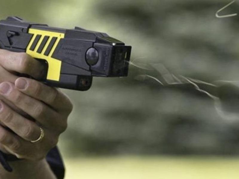 Guarda Municipal de Joinville utilizará arma não letal 'taser'