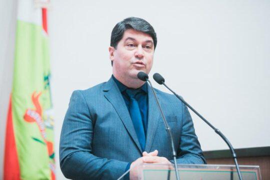 Emerson Stein e lideranças do MDB em guerra de versões