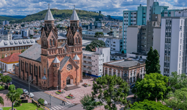 Investimentos públicos em várias áreas em Lages