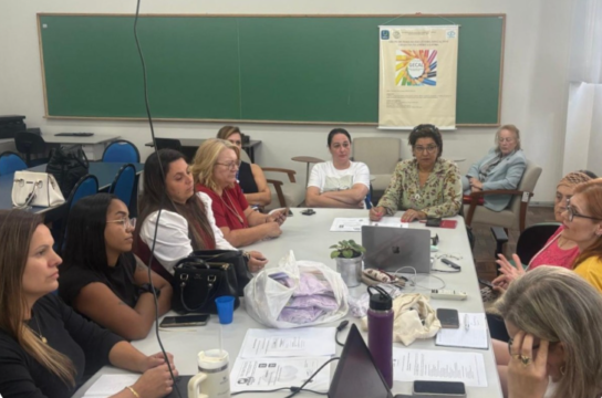 Equipe NEAVIT de Lages em reunião do Conselho Municipal dos Direitos da Mulher