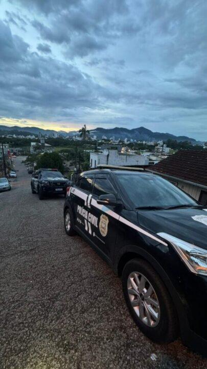 Polícia Civil em operação contra facção criminosa