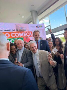 Imagem ilustrativa do Plano Nacional de Educação com a presença de Pedro Uczai