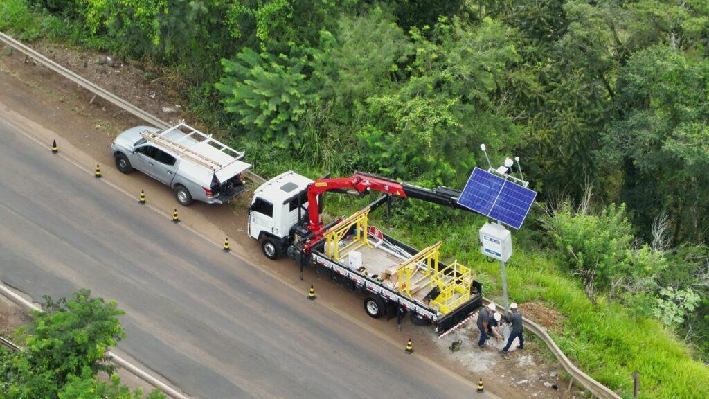 Estação de monitoramento da rede hidrometeorológica em Santa Catarina
