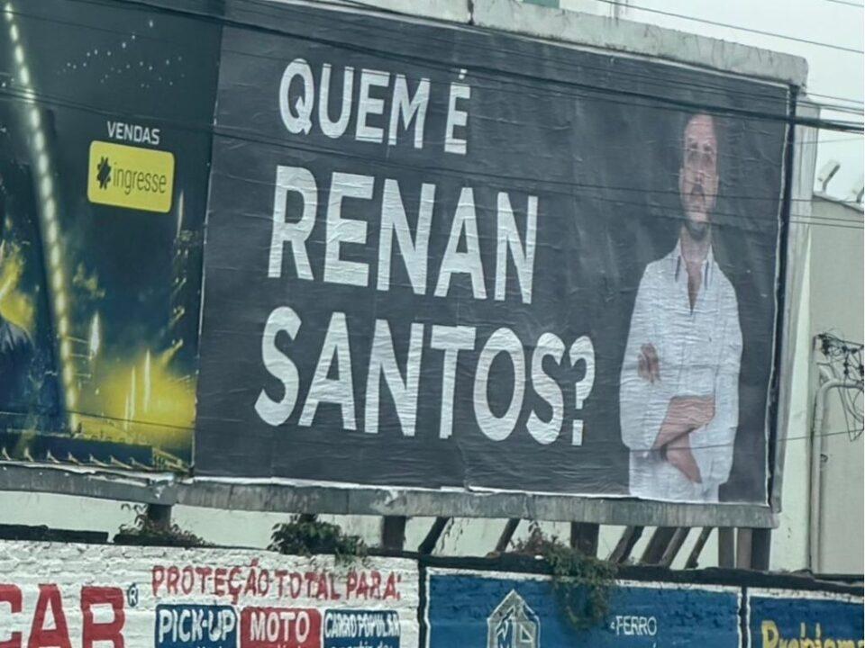 Renan Santos em evento político em Lages