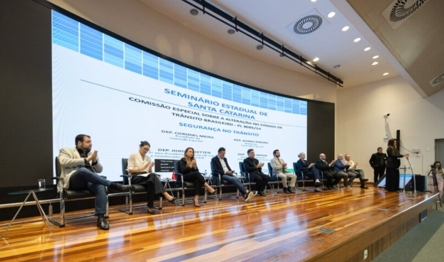 Seminário sobre mudanças no Código de Trânsito Brasileiro e impactos na formação de condutores