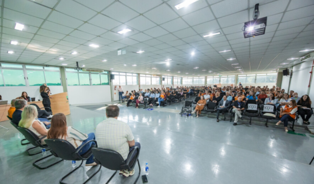 Simulação de ataque em ambiente escolar