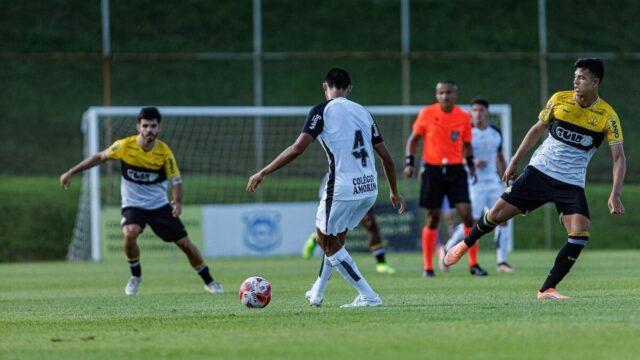 Escudo dos times de Santa Catarina no campeonato Sub-20