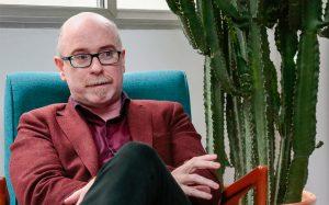 Vladimir Safatle ministrando conferência na UFSC