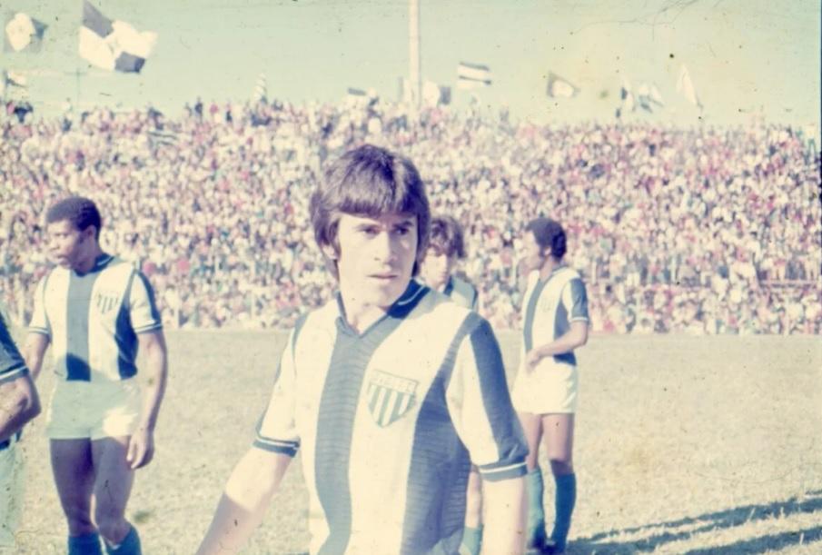 Zenon jogador de futebol