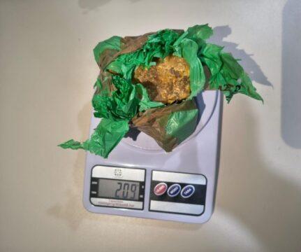 Adolescentes apreendidos com drogas em São Domingos
