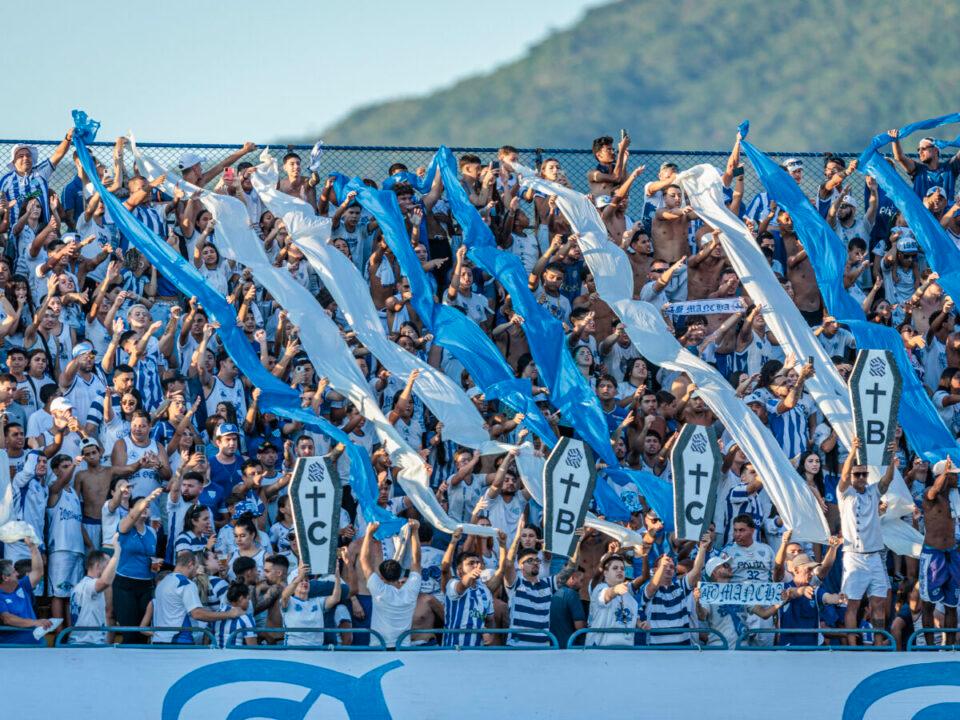 Imagem do jogo entre Avaí e Sampaio Corrêa-RJ pela Copa Sul-Sudeste 2026
