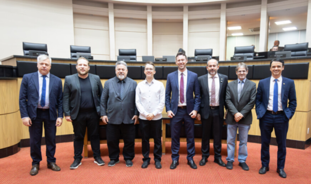 Debate na Alesc sobre Proteção Animal e Violência Infantil