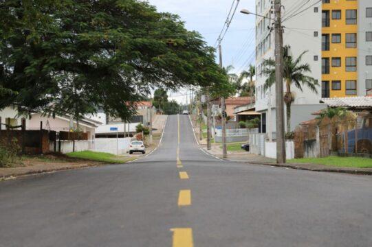 Ruas asfaltadas na região da Próspera