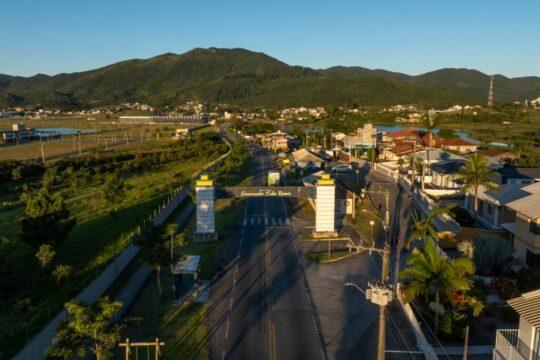 Rodovia Francisco Wollinger em Governador Celso Ramos