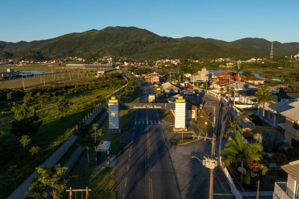 Rodovia Francisco Wollinger em Governador Celso Ramos