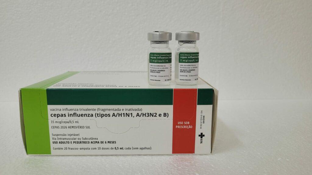 Imagem da distribuição de vacinas contra Influenza
